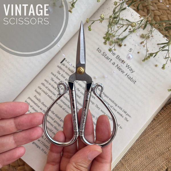 Vintage scissor - variant Silver